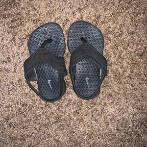 Nike flip flops